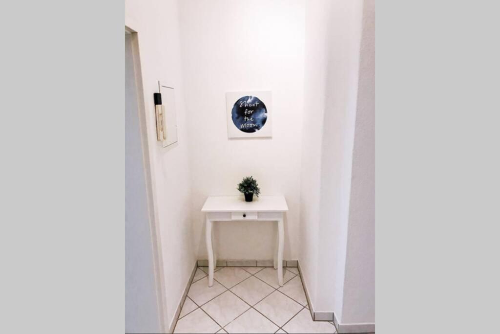 Familienfreundliches Apartment Im Zentrum Fuer Geschaeftsreisen Und Privat Dresda Esterno foto